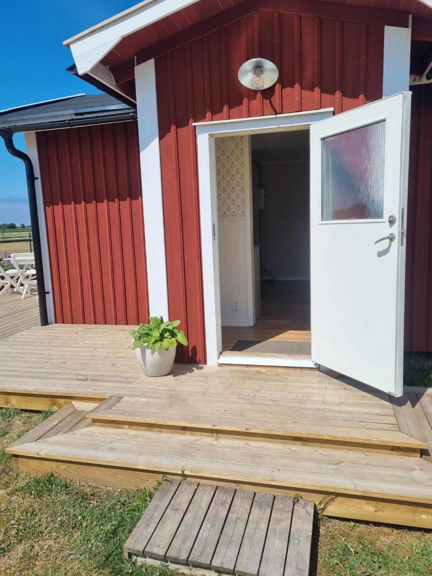 Roennas Villa Tvaaker Luaran gambar